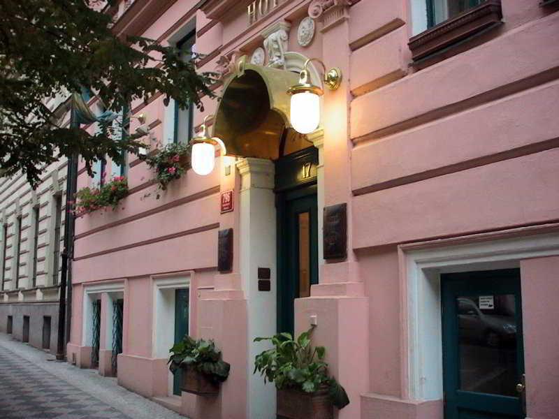 Anna 3* Praga